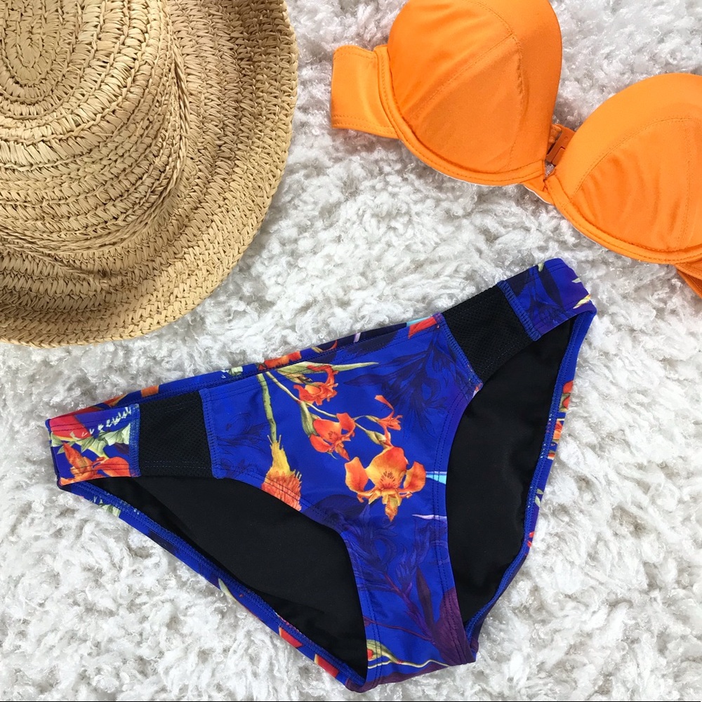 ATHLETA- TROPICAL BIKINI BOTTOM